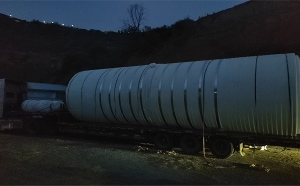 榆中圆桶运输途中