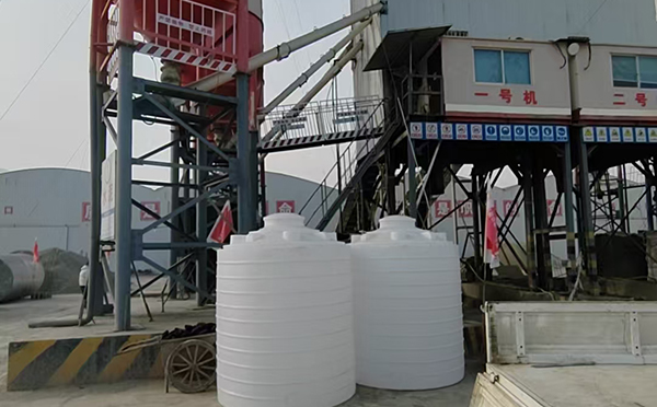 榆中立式运输桶交付案例｜全新PE材质 · 多行业适配 · 批量稳定供应